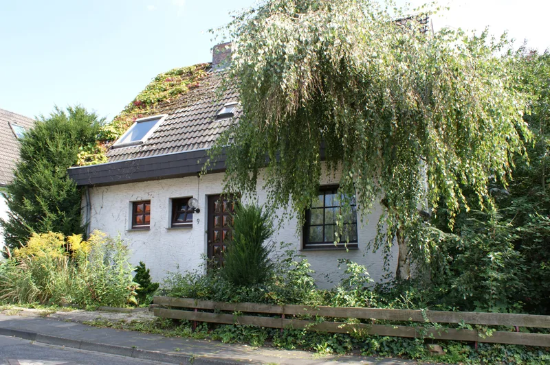Einfamilienhaus mit Einliegerwohnung in Erftstadt Liblar